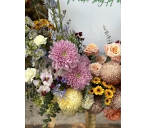 KỆ CHÚC MỪNG 10