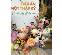 KỆ CHÚC MỪNG 10