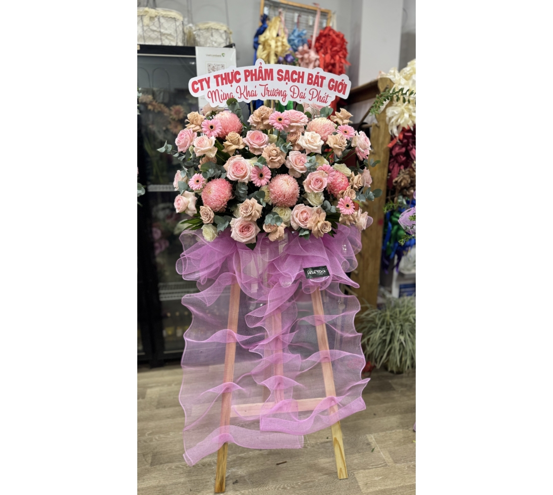 KỆ CHÚC MỪNG 18