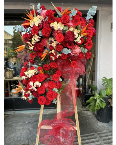 KỆ CHÚC MỪNG 12