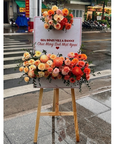 KỆ CHÚC MỪNG 15