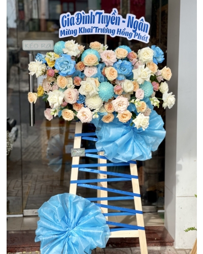 KỆ CHÚC MỪNG 04